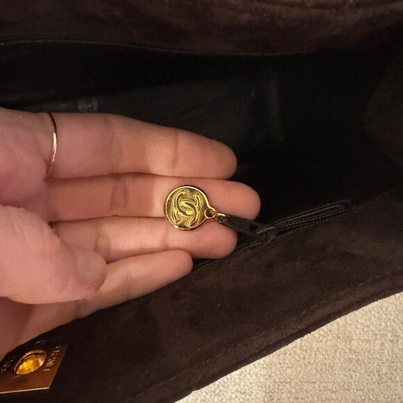 Authentic Vintage Chanel Brown Suede Shoulder Bag - Picture 4 of 13